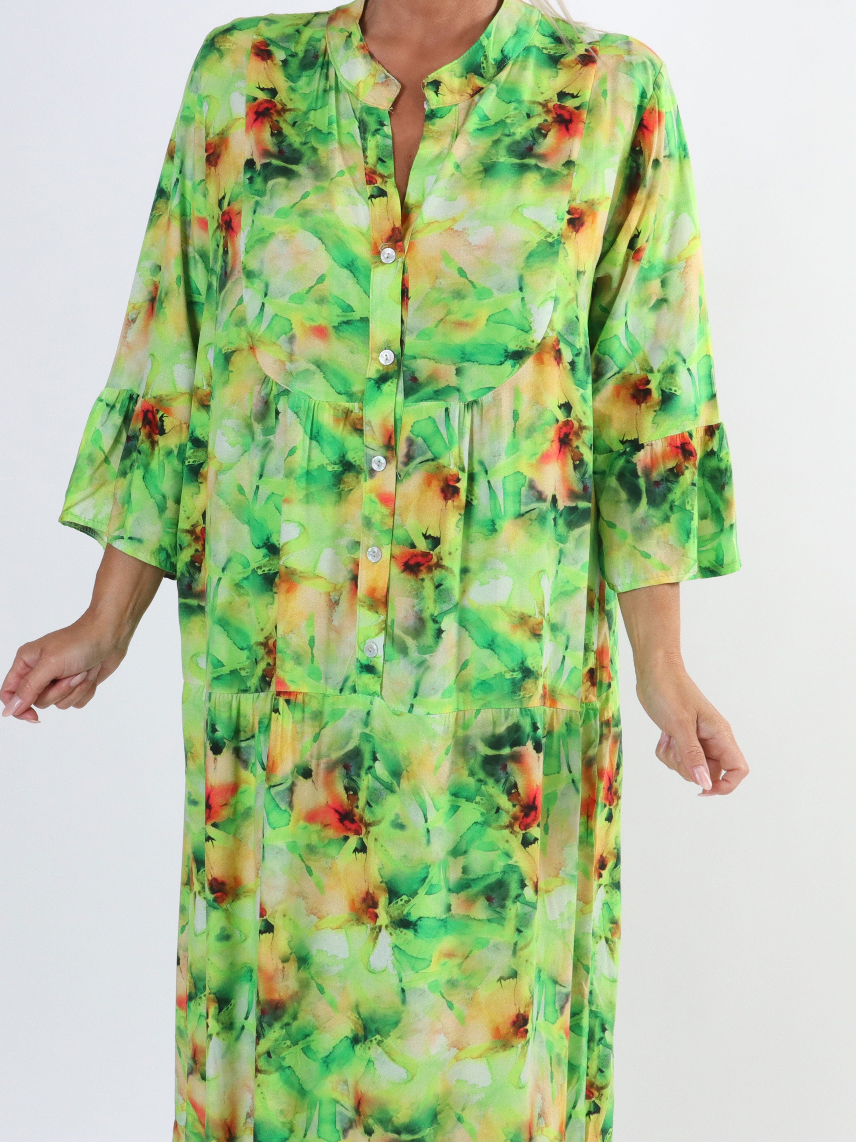 Timian - Lang plus size mønstret kjole med lag på lag look